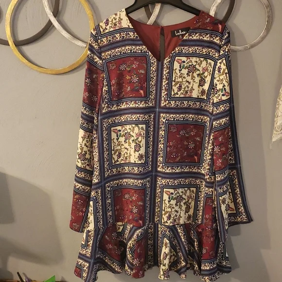 LULUS Crack a Smile Cream and Plum Multi Print Long Sleeve Shift Dress - NWT - Picture 5 of 15